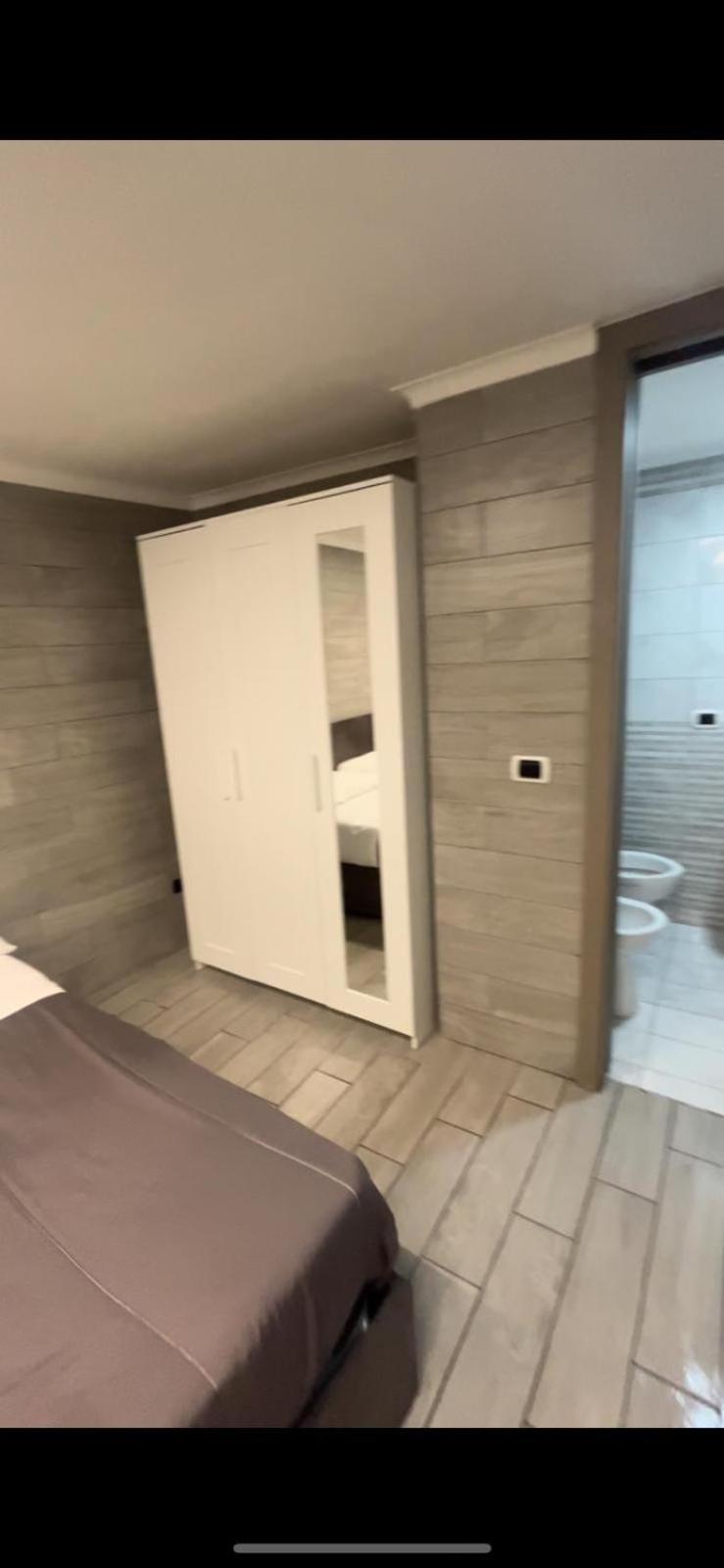 Vico Tre Re A Toledo 38 Apartment Наполи Екстериор снимка